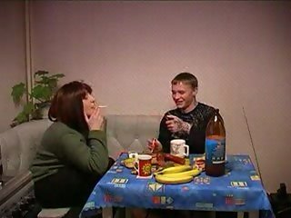 Russian mother gets fucked