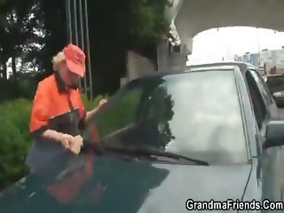 Gas station grandma fucked in the country